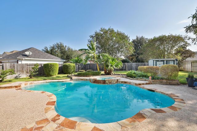 8410 Brighton Lake Lane, Houston, TX 77095