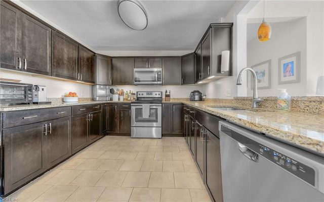 8209 Nathan AVE, Norfolk, VA 23518