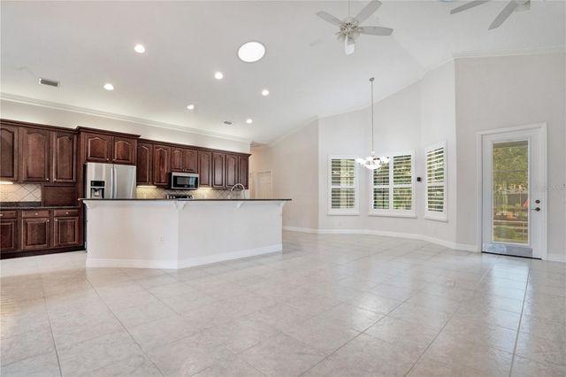 5365 SHADY OAK CIRCLE, St Cloud, FL 34771