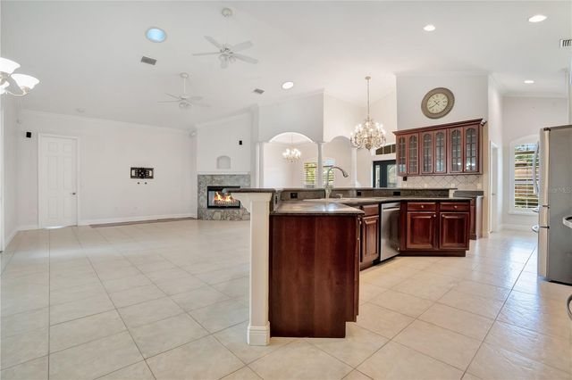 5365 SHADY OAK CIRCLE, St Cloud, FL 34771