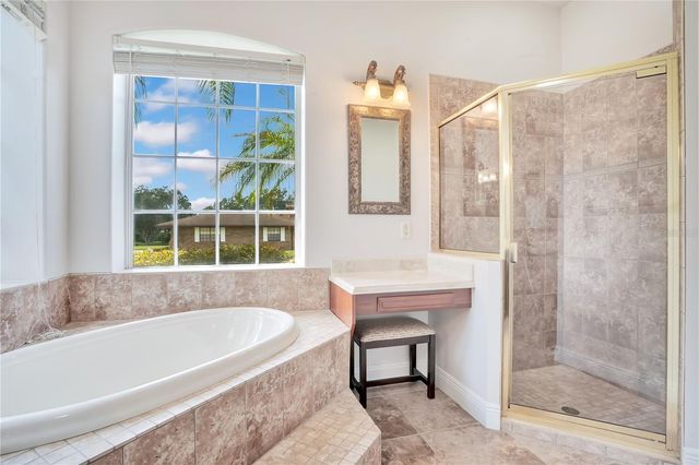 5365 SHADY OAK CIRCLE, St Cloud, FL 34771