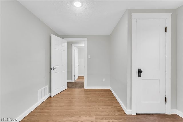 485 E Archwood Avenue, Akron, OH 44301