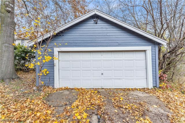485 E Archwood Avenue, Akron, OH 44301