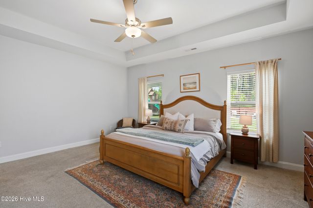 221 E Red Head Circle, Sneads Ferry, NC 28460