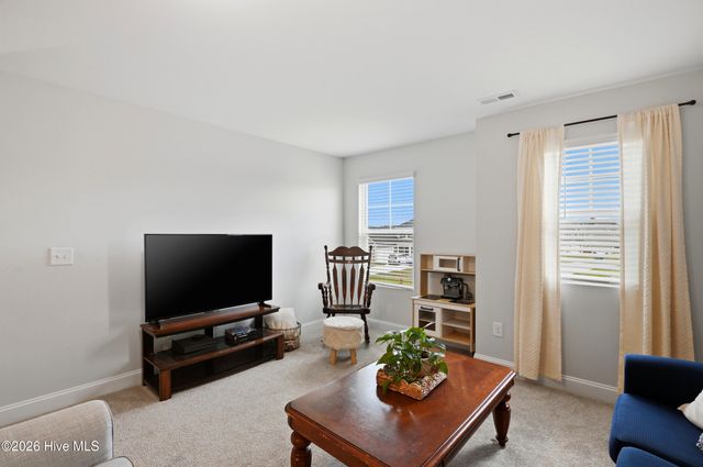 221 E Red Head Circle, Sneads Ferry, NC 28460