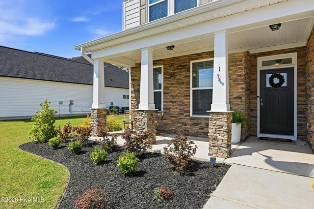 221 E Red Head Circle, Sneads Ferry, NC 28460