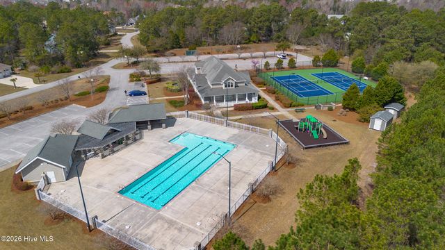 221 E Red Head Circle, Sneads Ferry, NC 28460