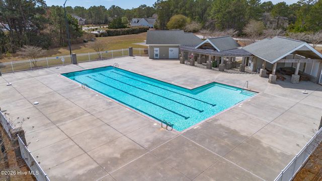 221 E Red Head Circle, Sneads Ferry, NC 28460