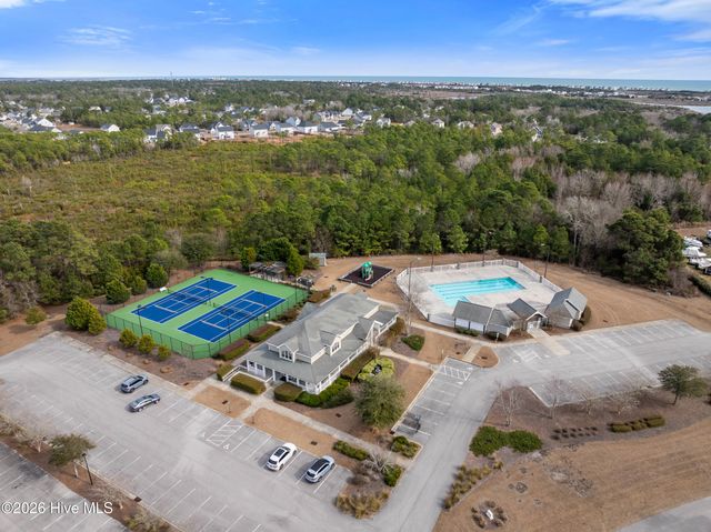 221 E Red Head Circle, Sneads Ferry, NC 28460