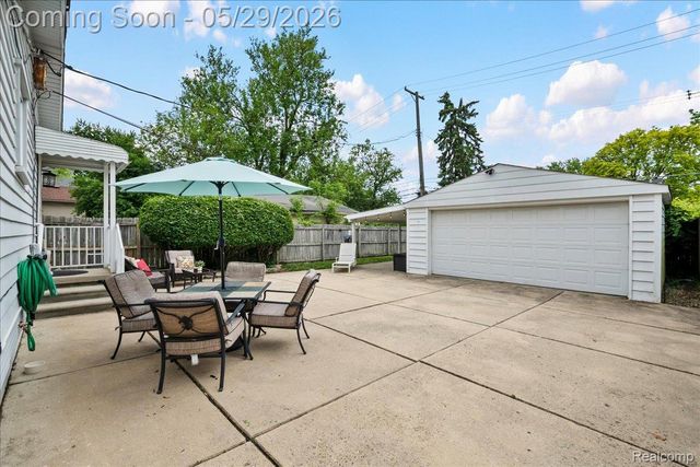 2393 Beverly Boulevard, Berkley, MI 48072