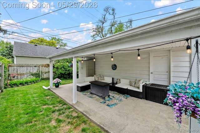 2393 Beverly Boulevard, Berkley, MI 48072