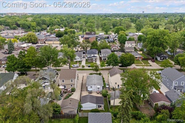 2393 Beverly Boulevard, Berkley, MI 48072