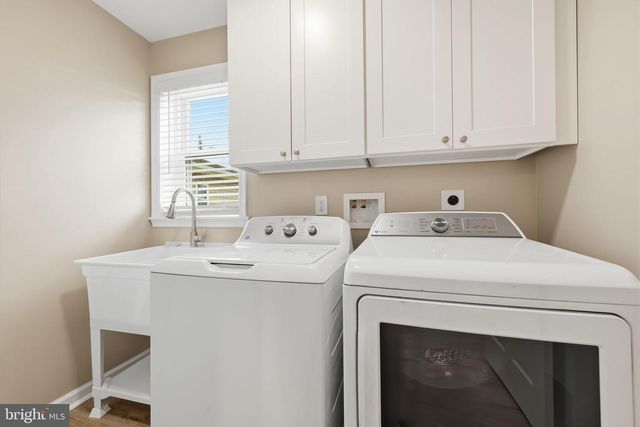 68 TAPERED OAK LN, Levittown, PA 19054