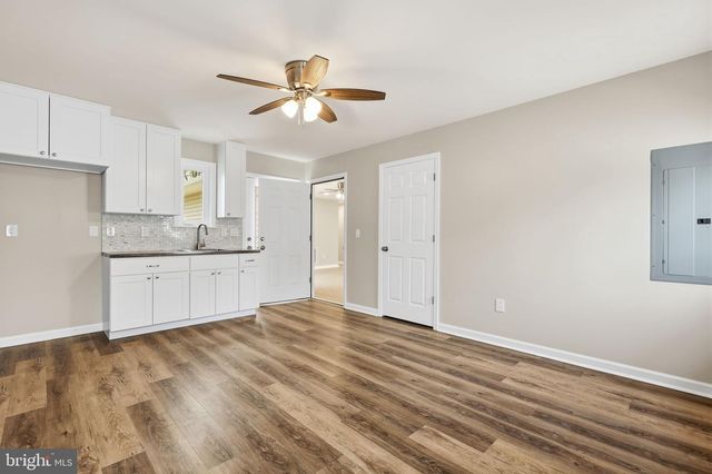 68 TAPERED OAK LN, Levittown, PA 19054