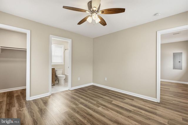 68 TAPERED OAK LN, Levittown, PA 19054