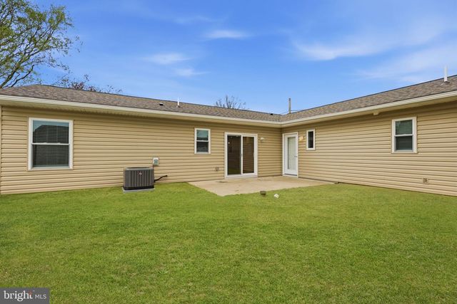 68 TAPERED OAK LN, Levittown, PA 19054