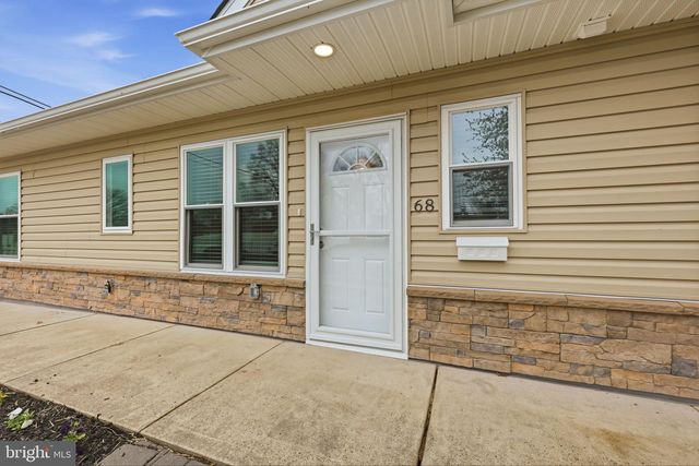 68 TAPERED OAK LN, Levittown, PA 19054