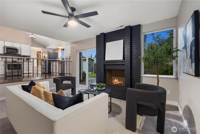 3717 Commencement Bay Drive, Tacoma, WA 98407