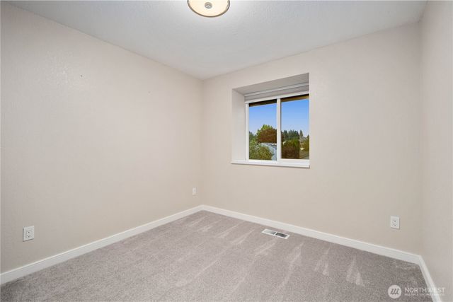 3717 Commencement Bay Drive, Tacoma, WA 98407