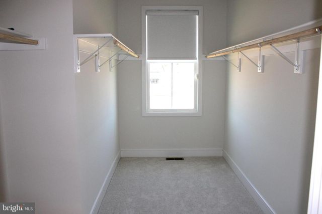 41887 NIGHT NURSE CIR, Ashburn, VA 20148