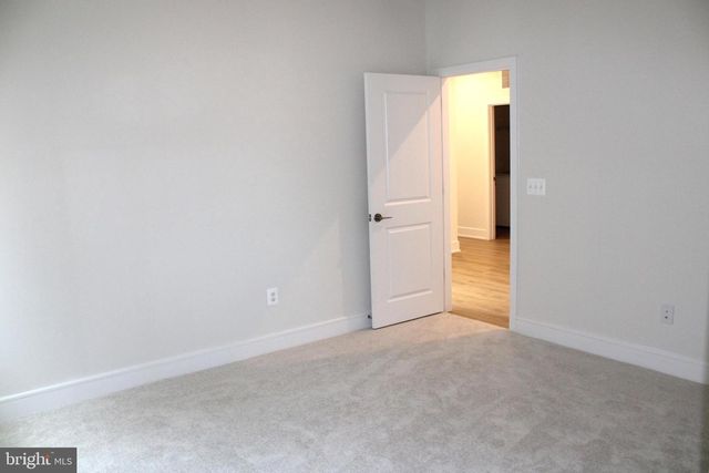 41887 NIGHT NURSE CIR, Ashburn, VA 20148