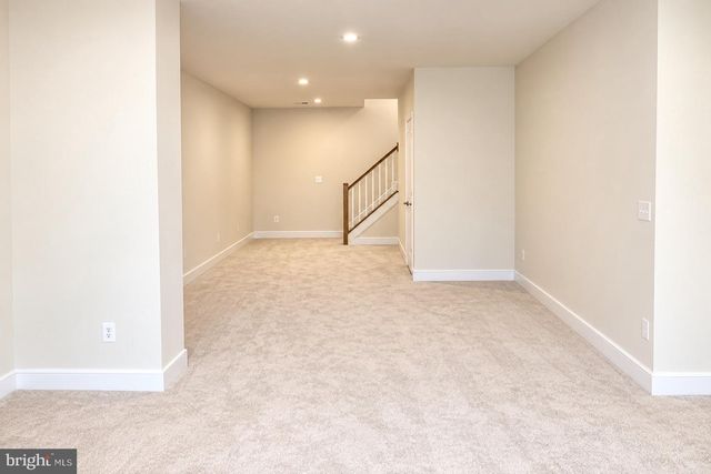41887 NIGHT NURSE CIR, Ashburn, VA 20148