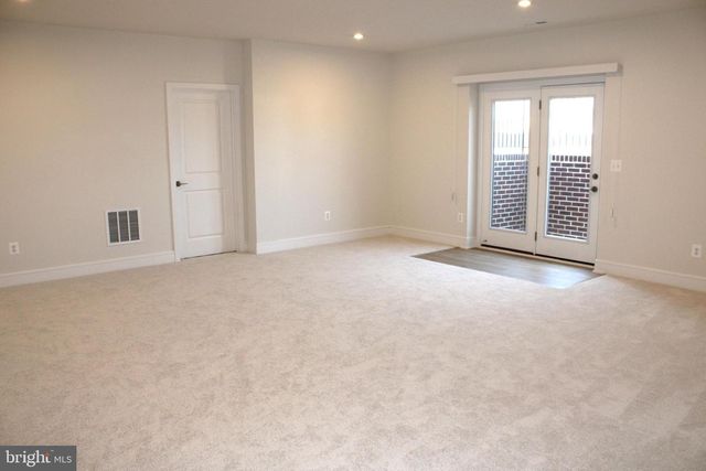 41887 NIGHT NURSE CIR, Ashburn, VA 20148