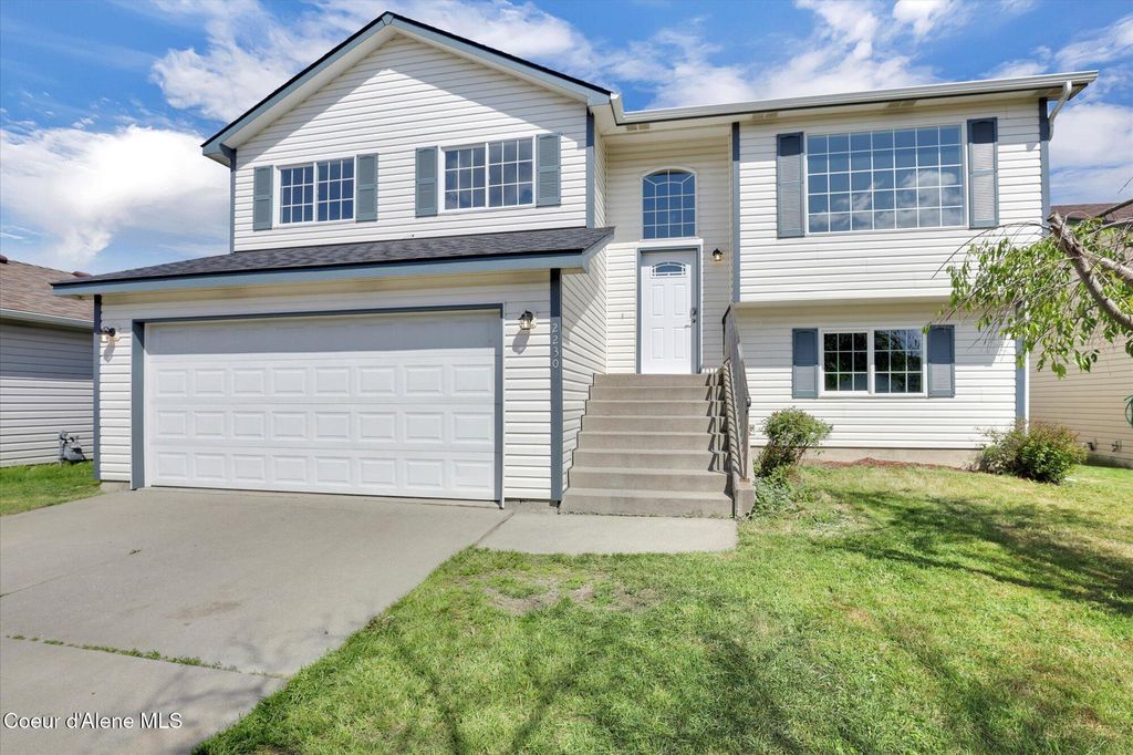 2230 N METHOW CT, Post Falls, ID 83854
