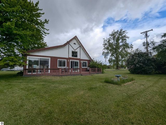 549 Detroit Street, Au Gres, MI 48703