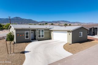1054 Crenshaw Avenue 200, Cottonwood, AZ 86326