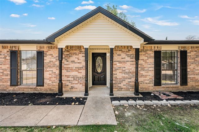 4744 China Rose Drive, Fort Worth, TX 76137