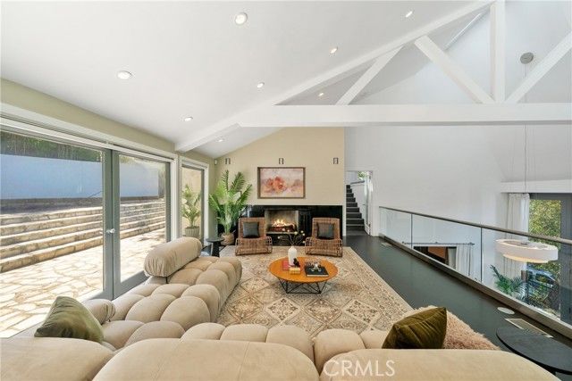 9653 Oak Pass, Beverly Hills, CA 90210