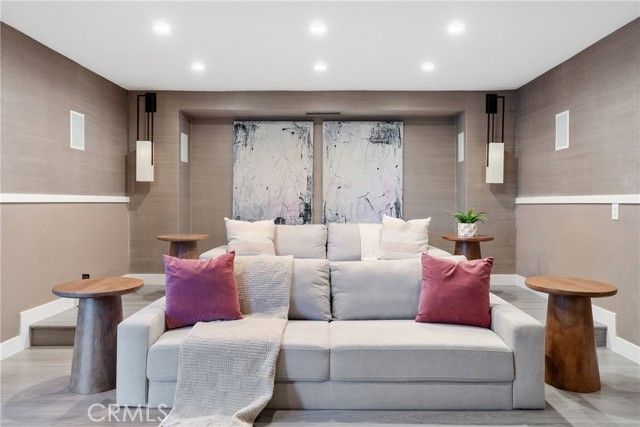 9653 Oak Pass, Beverly Hills, CA 90210