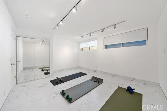 9653 Oak Pass, Beverly Hills, CA 90210