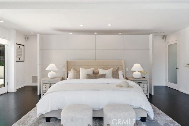 9653 Oak Pass, Beverly Hills, CA 90210