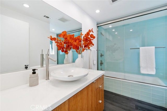 9653 Oak Pass, Beverly Hills, CA 90210