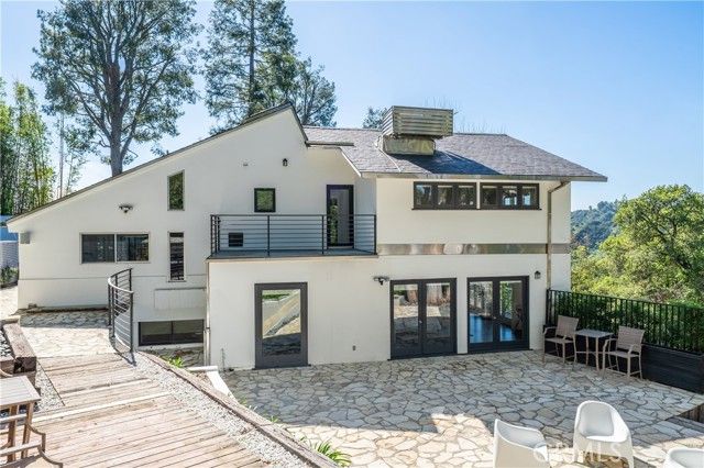 9653 Oak Pass, Beverly Hills, CA 90210