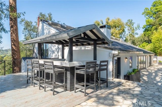 9653 Oak Pass, Beverly Hills, CA 90210