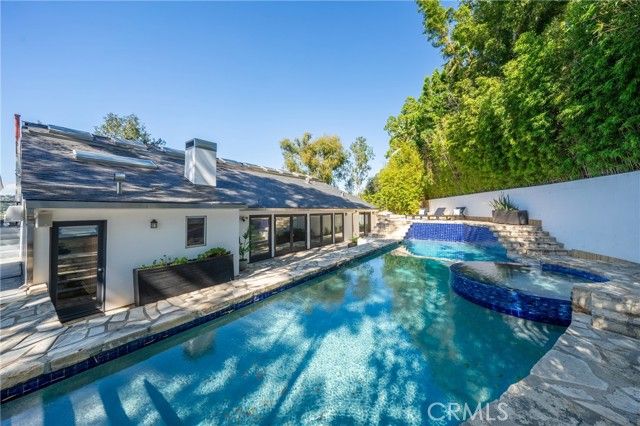 9653 Oak Pass, Beverly Hills, CA 90210