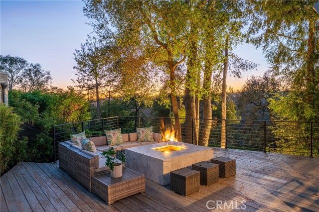 9653 Oak Pass, Beverly Hills, CA 90210