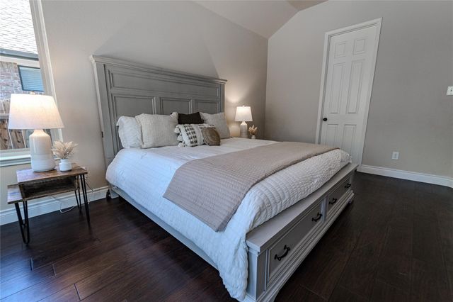 121 E Adelanta PL, Round Rock, TX 78681