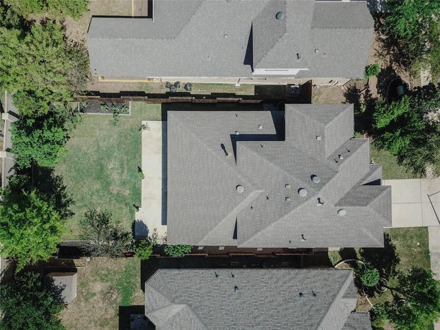 121 E Adelanta PL, Round Rock, TX 78681