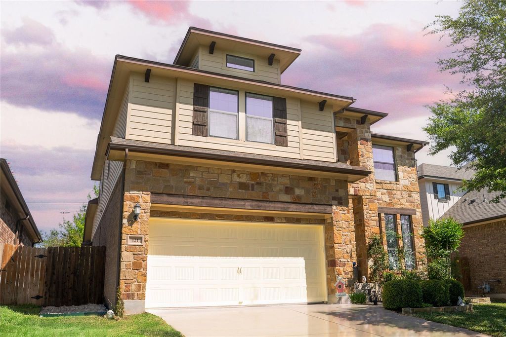 121 E Adelanta PL, Round Rock, TX 78681