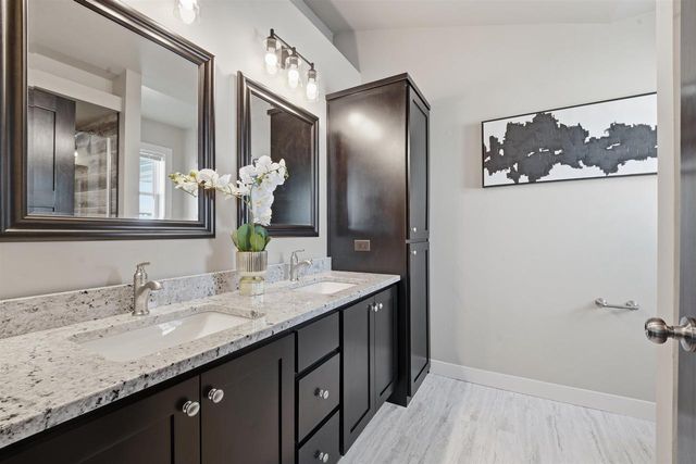 5701 N ACADIA DRIVE, Appleton, WI 54913