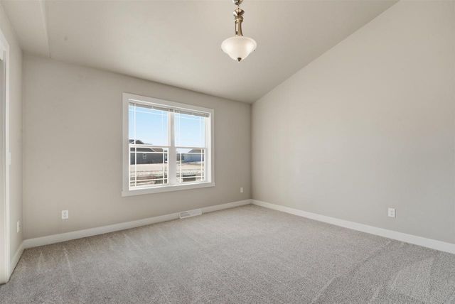 5701 N ACADIA DRIVE, Appleton, WI 54913