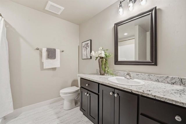 5701 N ACADIA DRIVE, Appleton, WI 54913