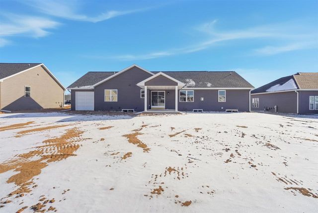 5701 N ACADIA DRIVE, Appleton, WI 54913