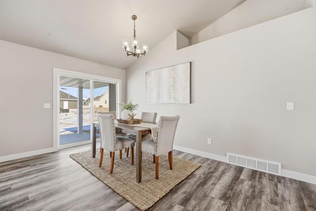 5701 N ACADIA DRIVE, Appleton, WI 54913