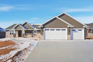 5701 N ACADIA DRIVE, Appleton, WI 54913