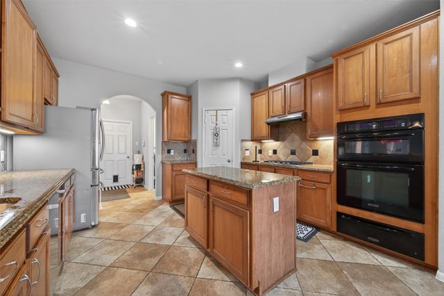 394 Dover Lane, League City, TX 77573